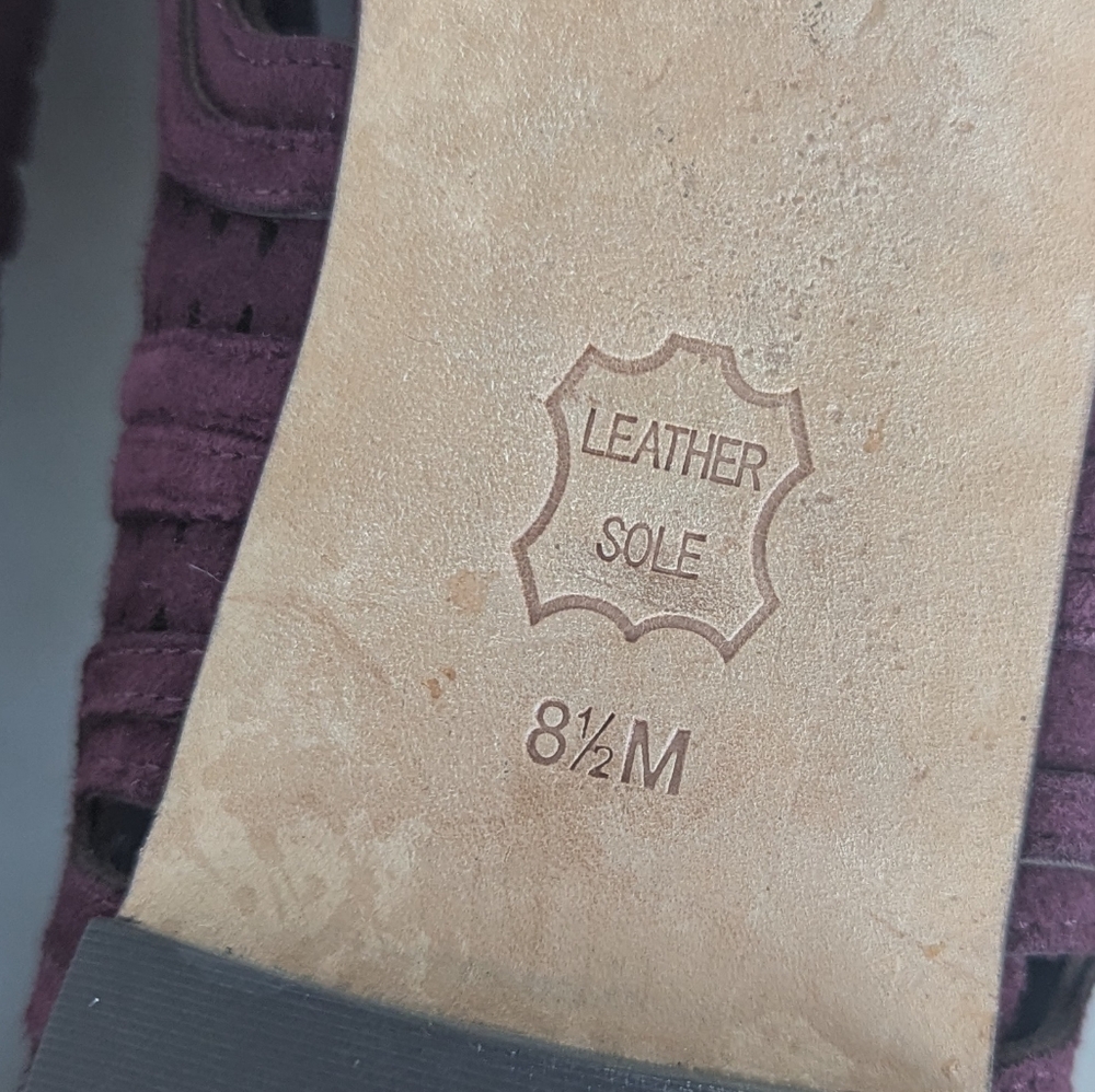 Tory Burch Leyla Burgundy Suede Laser Cut Pointed Toe Ballet Flats - Picture 5 of 11